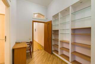 Апартаменты Apartment On Khreschatyk 15 Киев Апартаменты с 2 спальнями-24